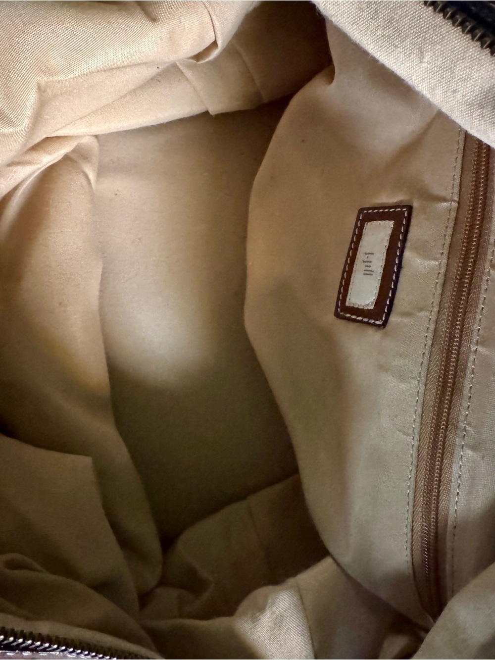J Jill overnight bag with matching clutch/wristlet - Picture 4 of 8